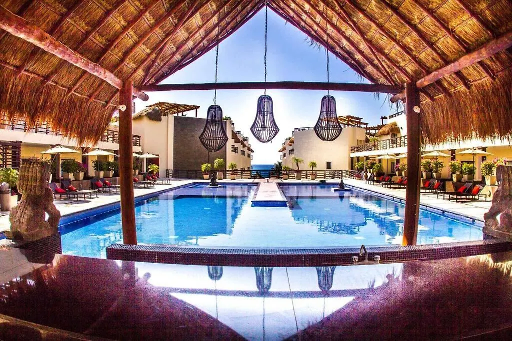 신데 델 카르멘 Departamento En Aldea Thai Con Terraza, Vista Al Mar Y Alberca Privada, Para 8 Personas 아파트