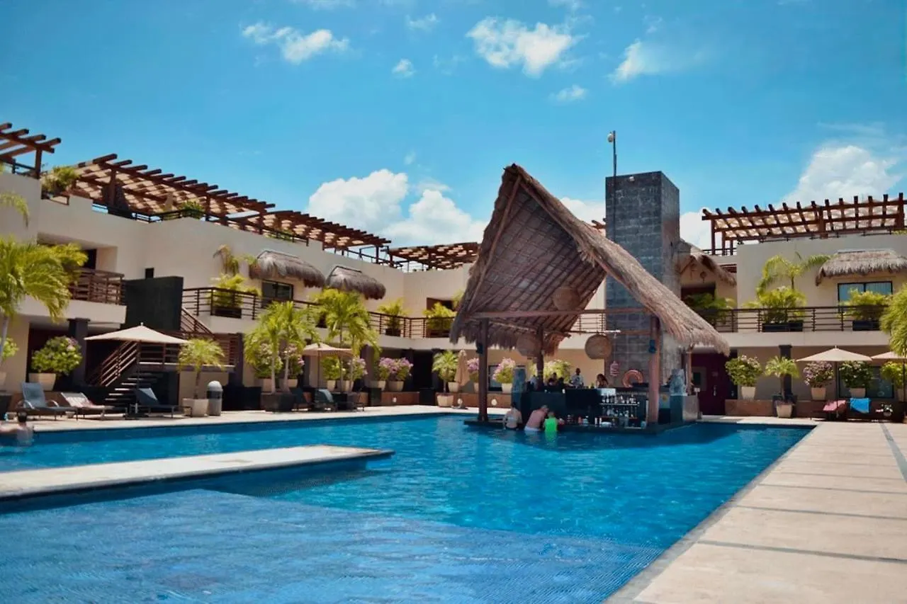 신데 델 카르멘 Departamento En Aldea Thai Con Terraza, Vista Al Mar Y Alberca Privada, Para 8 Personas 아파트 0*, 신데 델 카르멘
