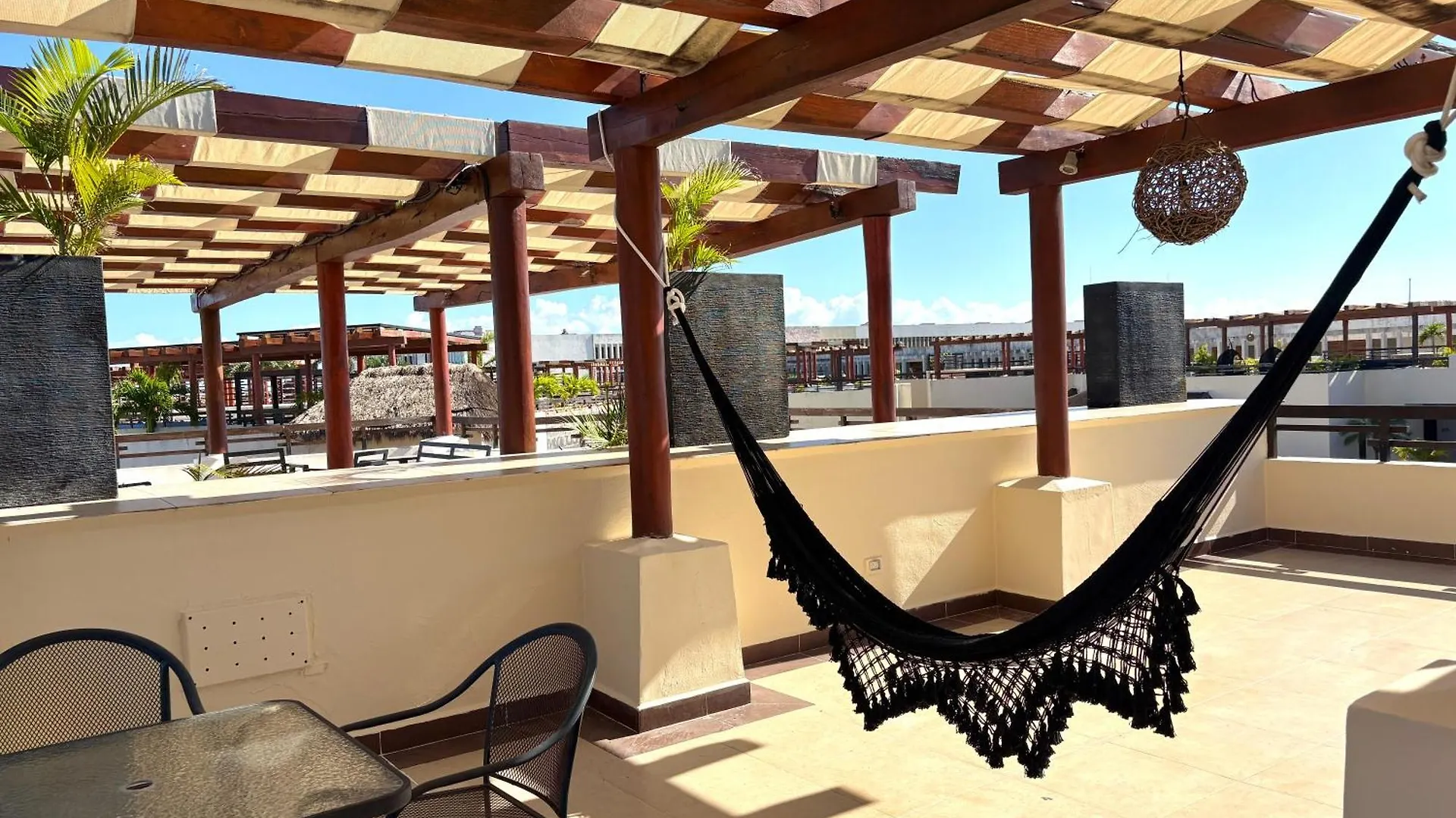 신데 델 카르멘 Departamento En Aldea Thai Con Terraza, Vista Al Mar Y Alberca Privada, Para 8 Personas 아파트